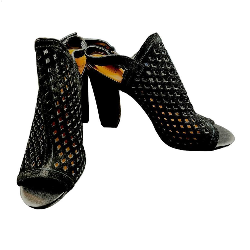 NWT Black Suede Open Toe Sandal Slingback Block Heels from 14th & Union Size 9M